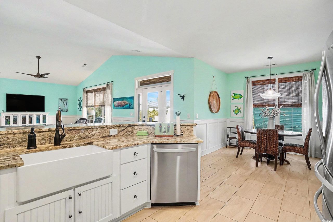 164 Lake Pointe Dr. Photo 8