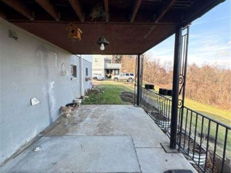 67478 Kirkwood Heights Road, Bridgeport, OH 43912 Photo 5