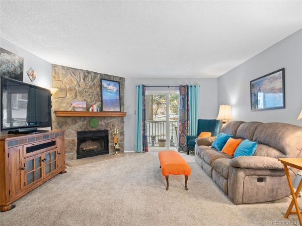 902 S Walden Street, Unit 102, Aurora, CO 80017