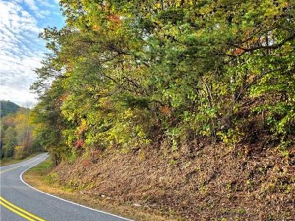 000 Mertie Road, Millers Creek, NC 28651