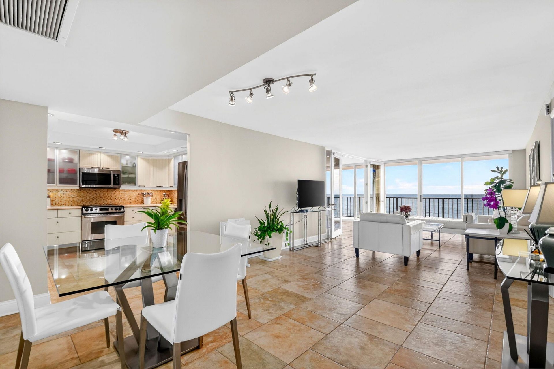 3456 S Ocean Boulevard, Unit 5020, Palm Beach, FL 33480 Photo