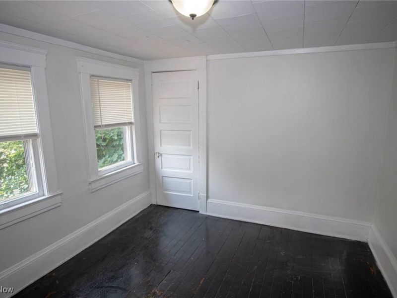 1290 E 188th Street, Cleveland, OH 44110 Photo 9