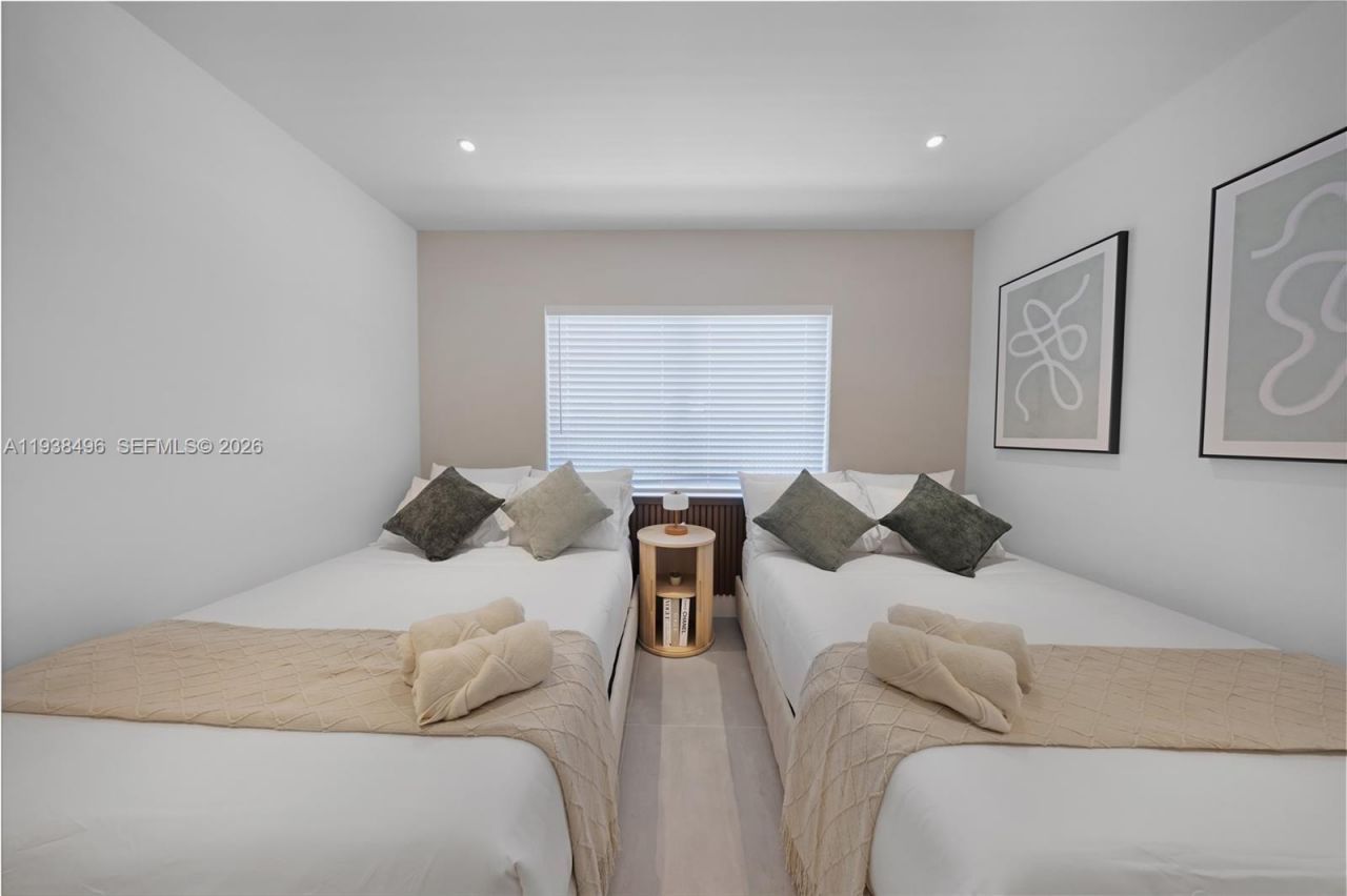 166 NW 41st St, Miami, FL 33127 Photo