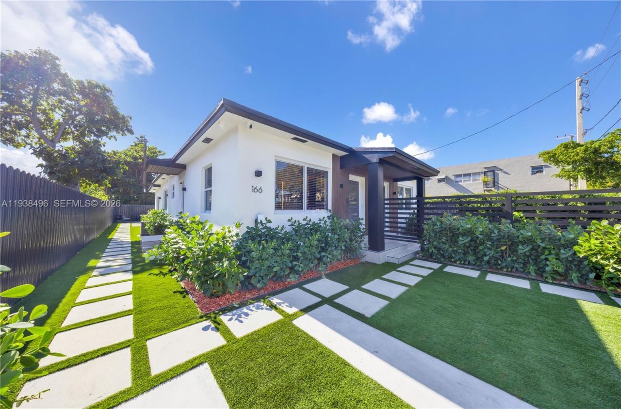 166 NW 41st St, Miami, FL 33127 Photo