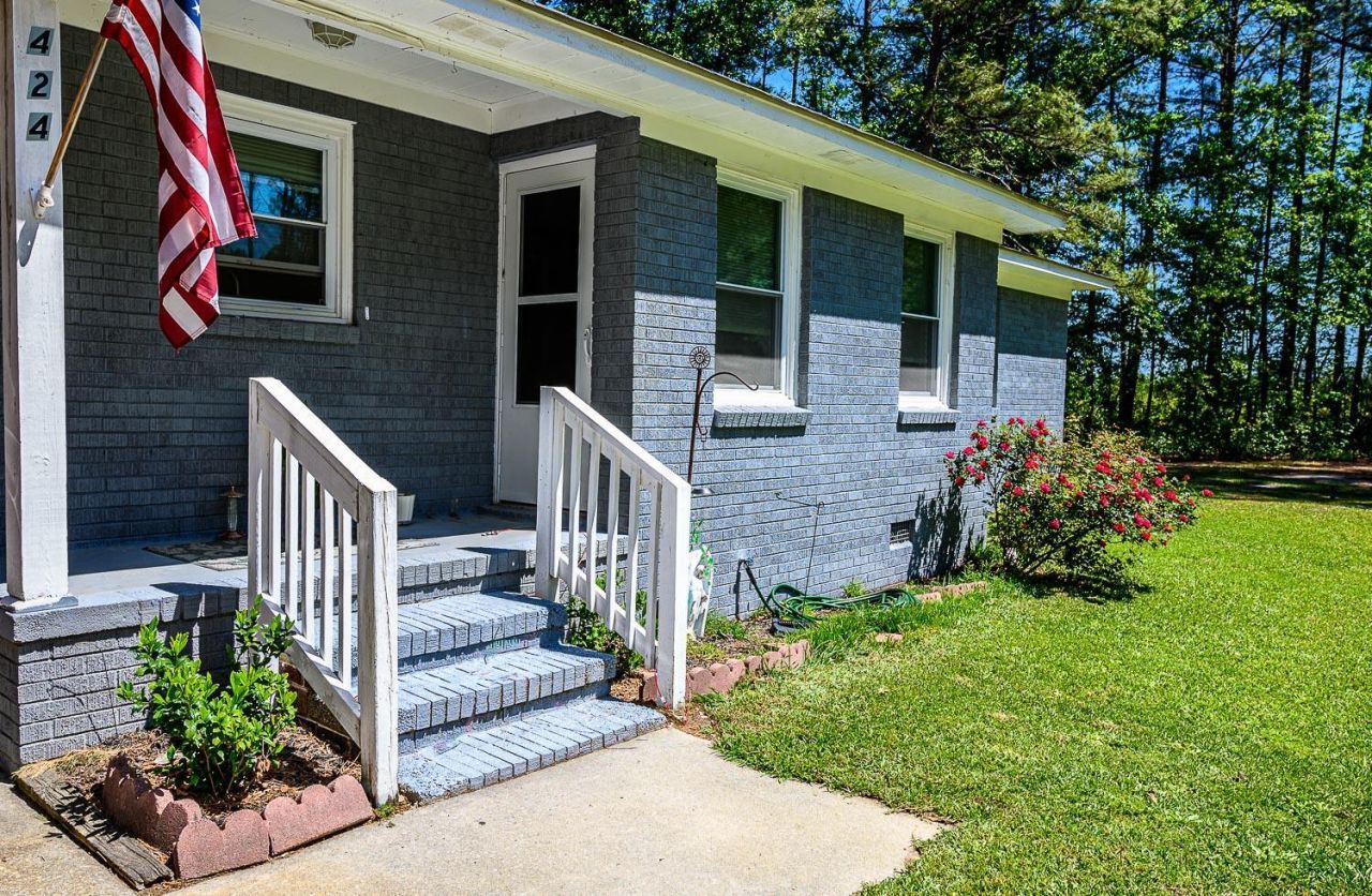 424 Weatherford Road Photo 2