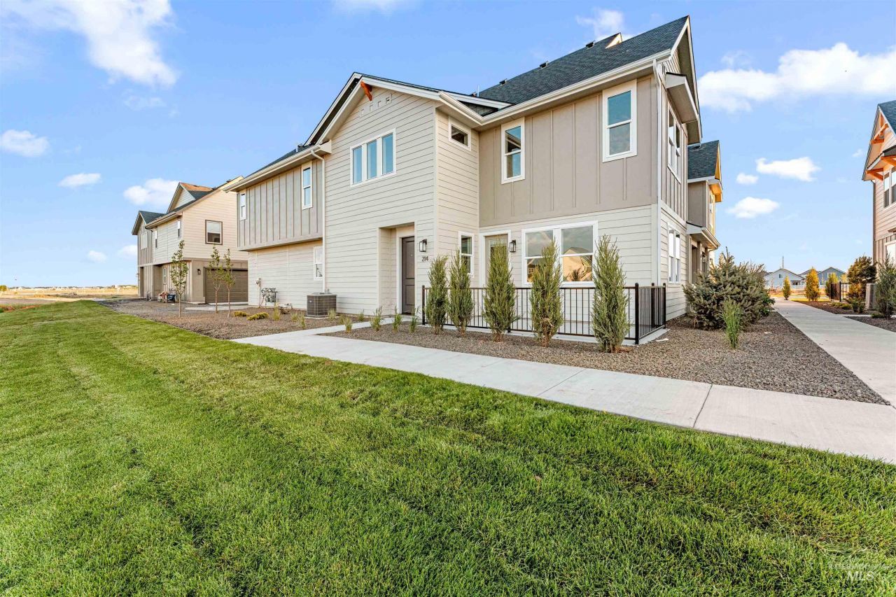 144 S Koyukuk Ave., Star, ID 83669 Main Photo