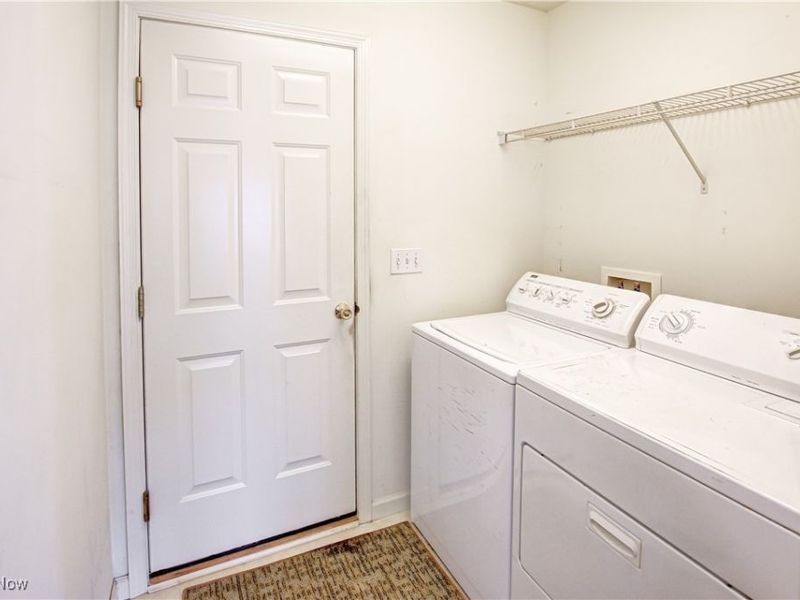 6308 Richmond Road, Oakwood Village, OH 44146 Photo 26