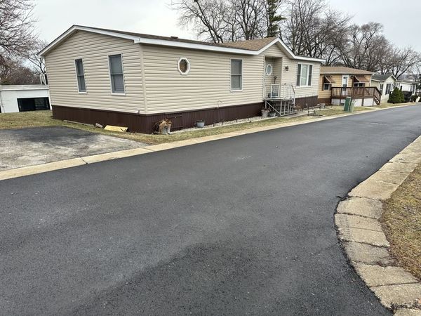 6801 S LaGrange Road, Hodgkins, IL 60525