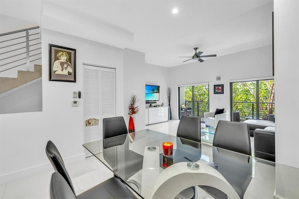 462 SE 1st Circle, Pompano Beach, FL 33060 Photo