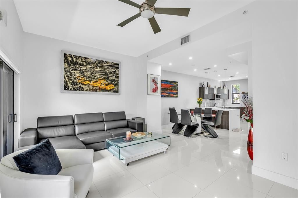 462 SE 1st Circle, Pompano Beach, FL 33060 Photo