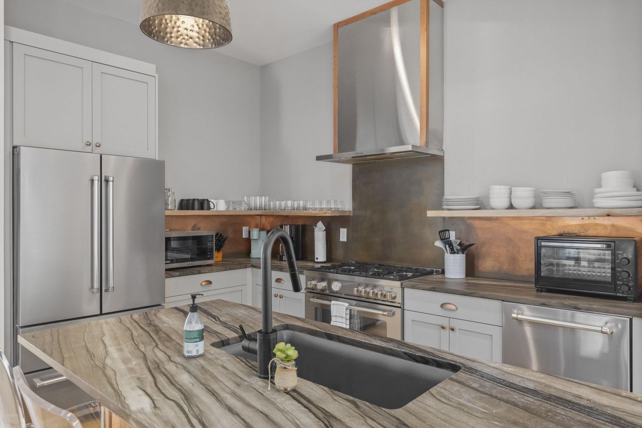 4177 S Rhett Avenue Photo 19