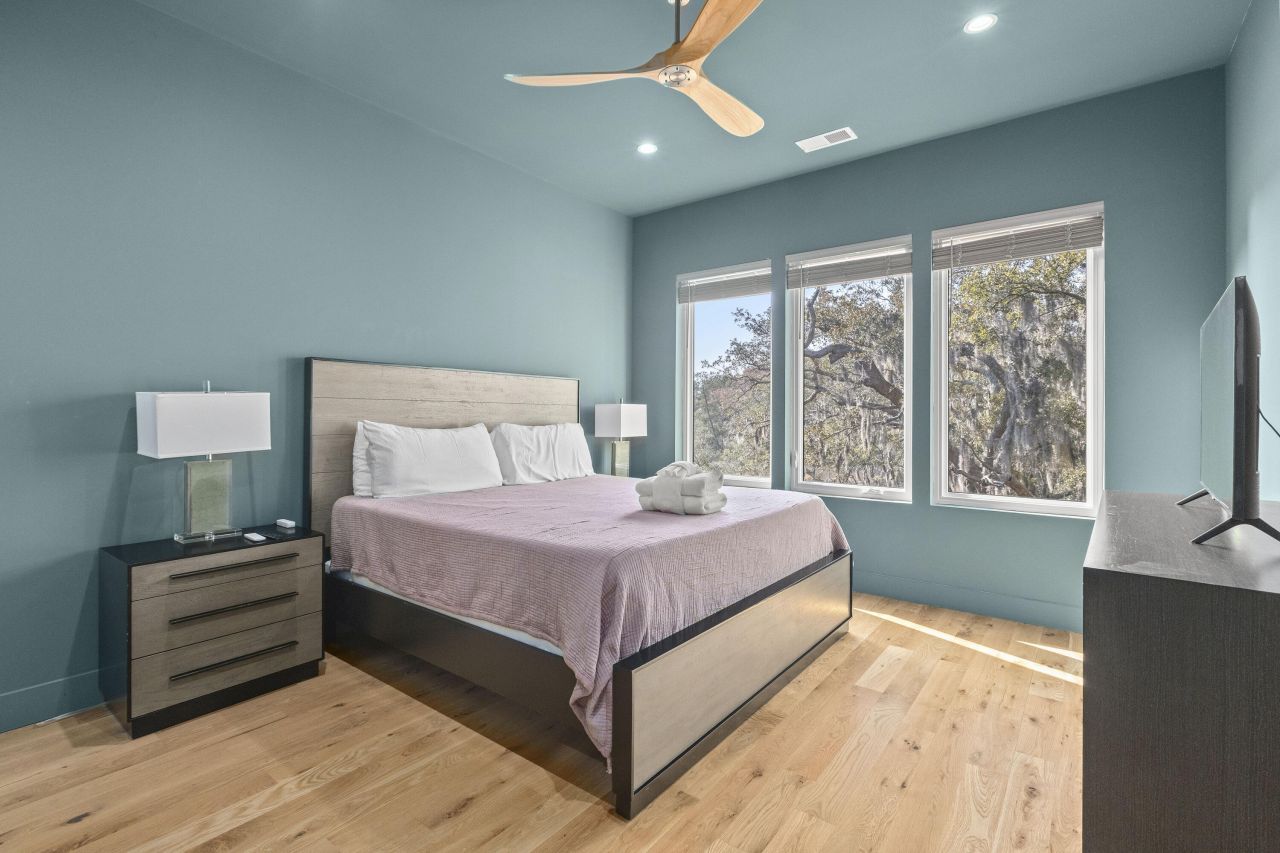 4177 S Rhett Avenue Photo 34