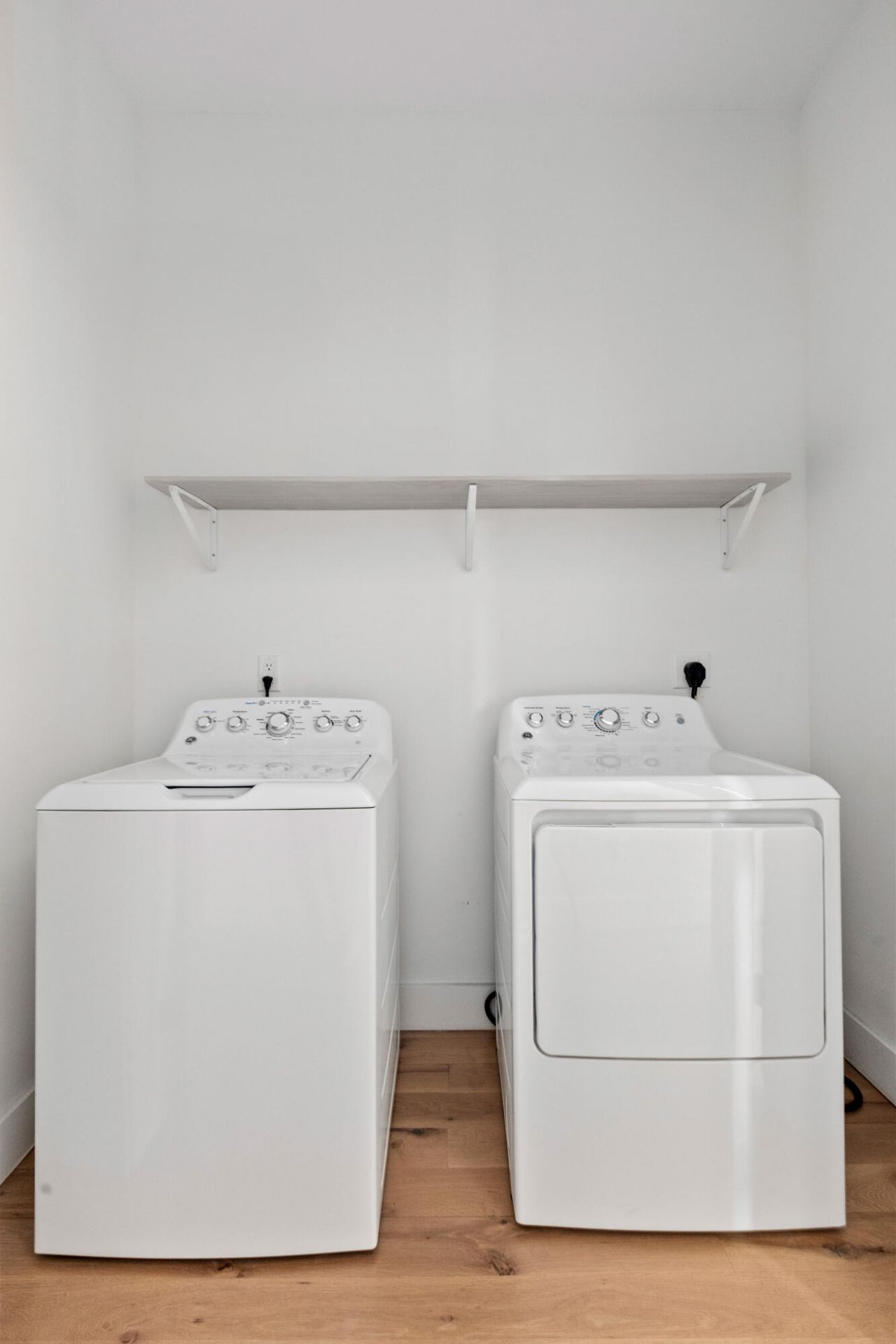 4177 S Rhett Avenue Photo 40