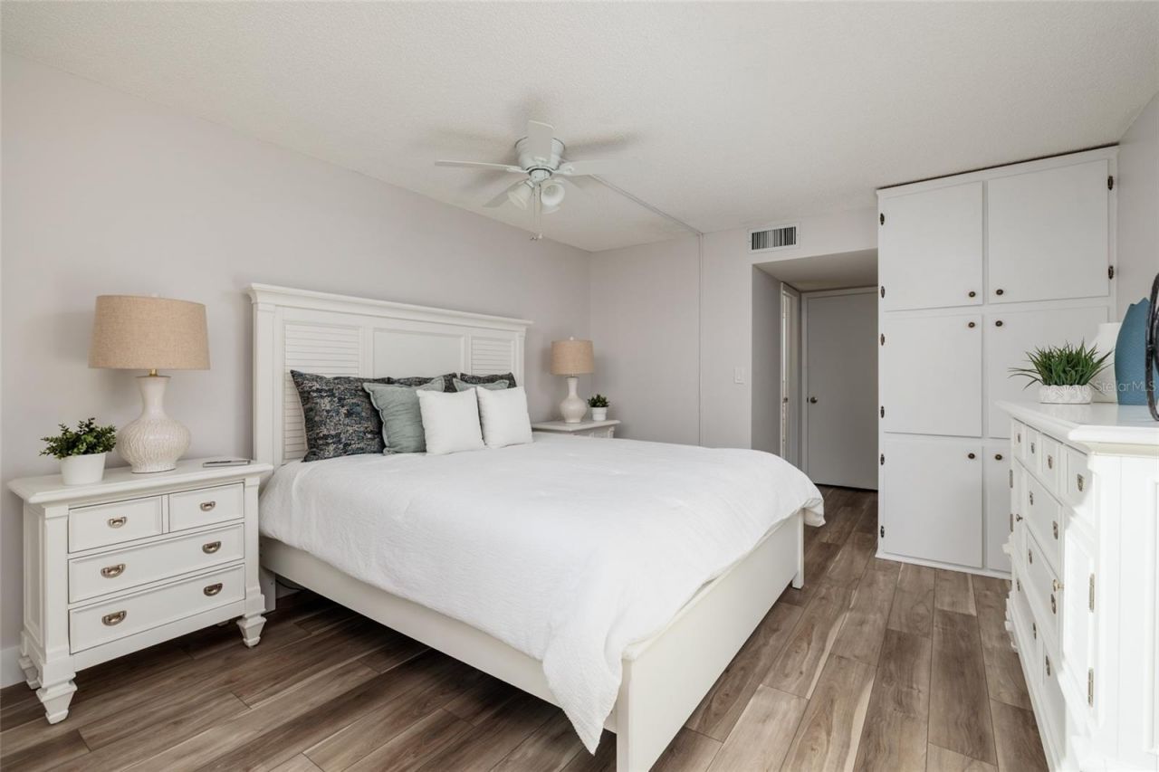 5095 Bay Street Ne, Unit 102, Saint Petersburg, FL 33703 Photo