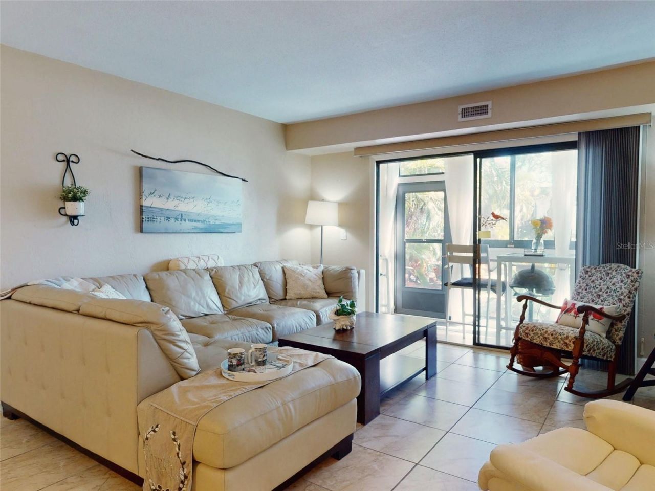 3800 Saxon Drive, Unit 250, New Smyrna Beach, FL 32169 Photo