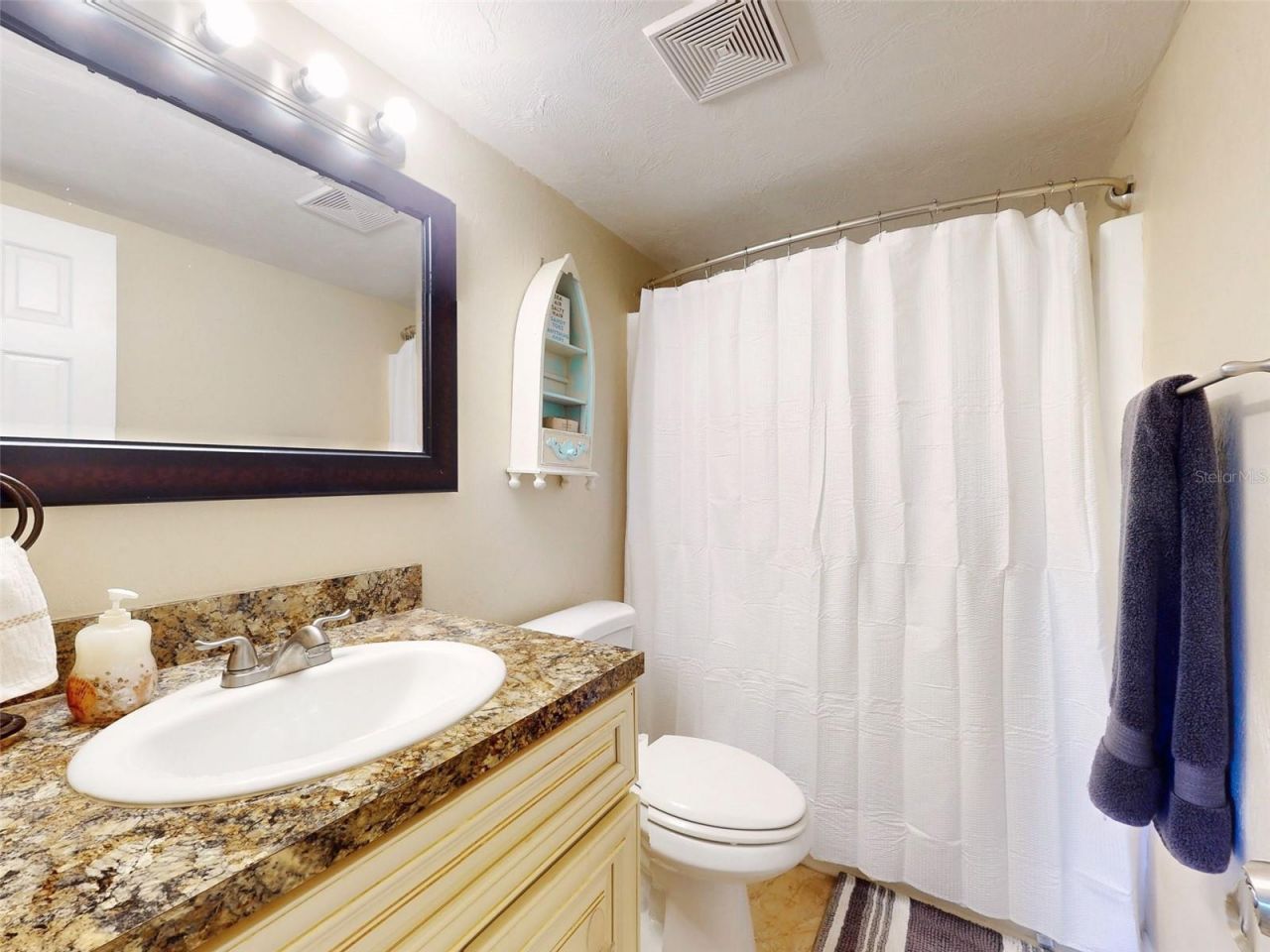 3800 Saxon Drive, Unit 250, New Smyrna Beach, FL 32169 Photo