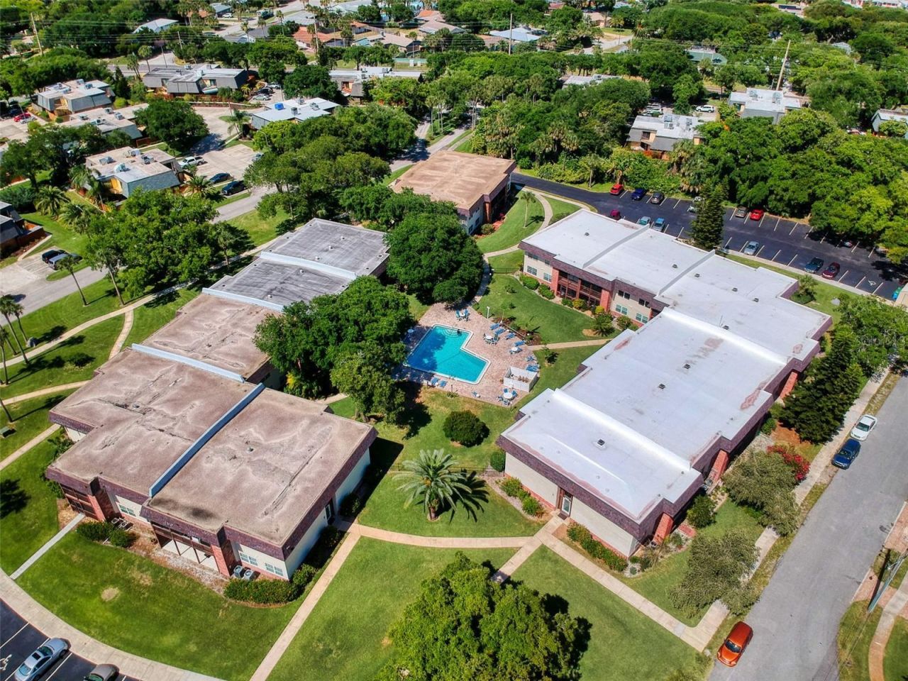 3800 Saxon Drive, Unit 250, New Smyrna Beach, FL 32169 Photo