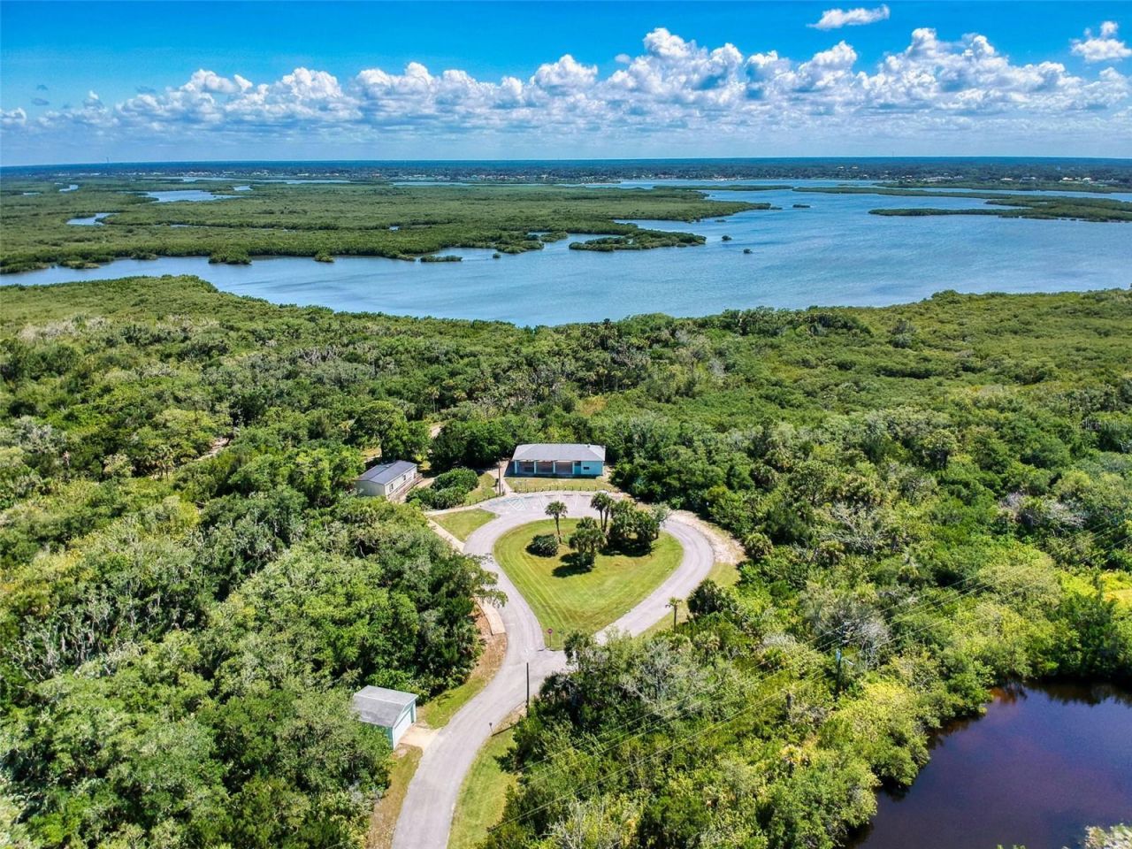 3800 Saxon Drive, Unit 250, New Smyrna Beach, FL 32169 Photo