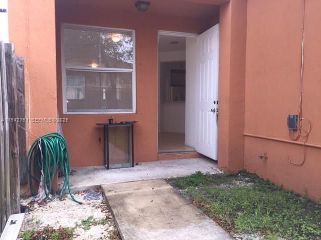 10852 SW 240th St, Homestead, FL 33032 Photo