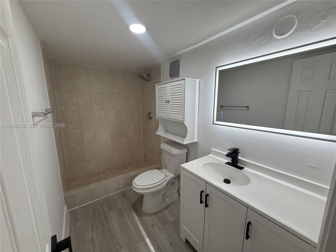 9470 Live Oak Pl, Unit 104, Davie, FL 33324 Photo
