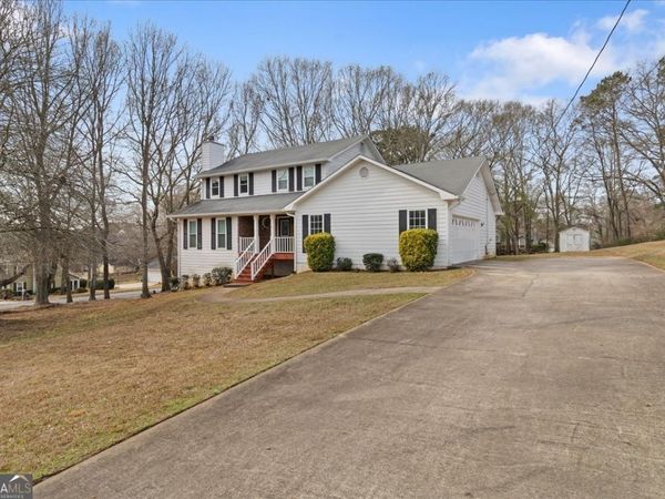 305 Daileys Plantation Court, Mcdonough, GA 30253