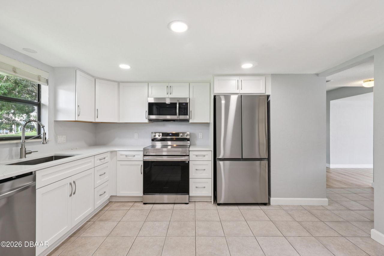 102 Golf Club Drive, New Smyrna Beach, FL 32168 Photo