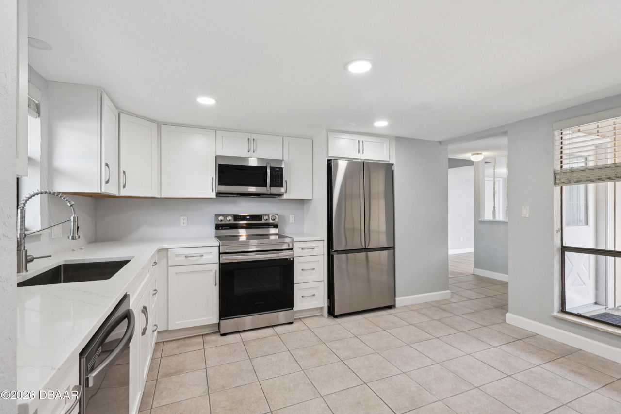 102 Golf Club Drive, New Smyrna Beach, FL 32168 Photo