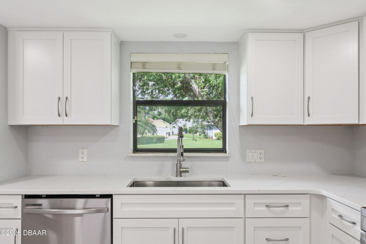 102 Golf Club Drive, New Smyrna Beach, FL 32168 Photo