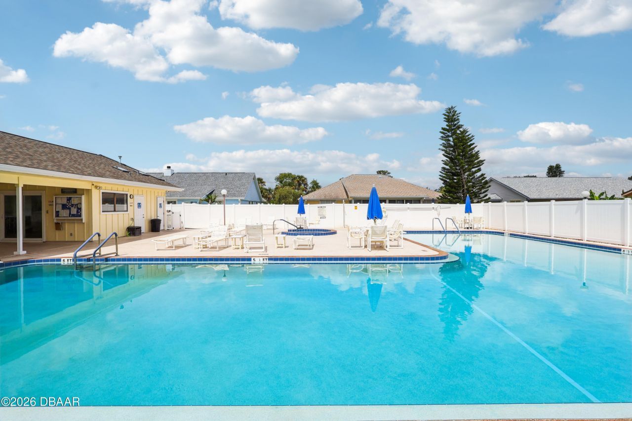 102 Golf Club Drive, New Smyrna Beach, FL 32168 Photo