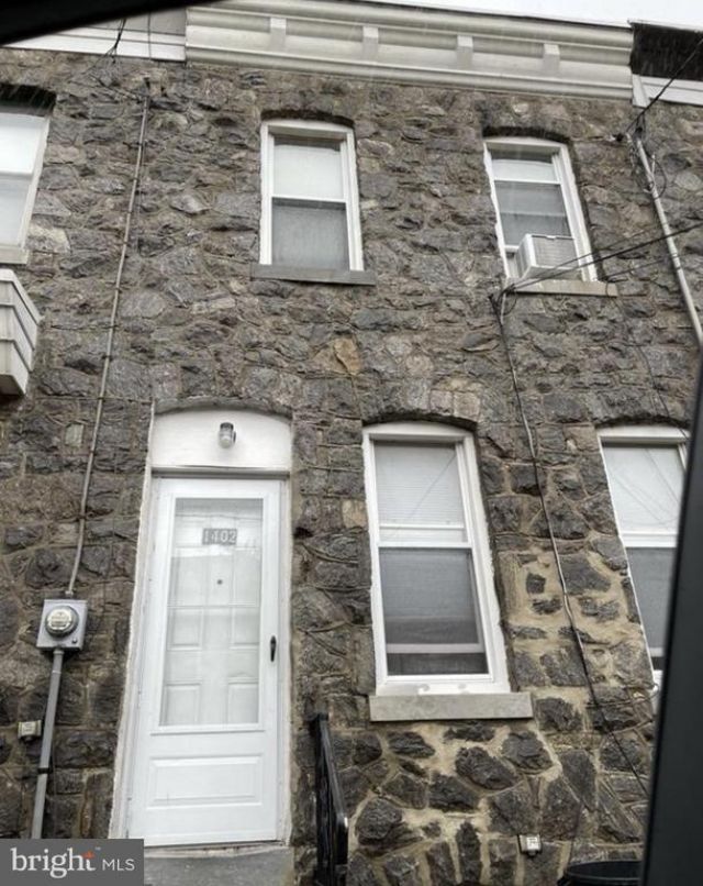 1402 S 10th Street, Camden, NJ 08104 Main Photo