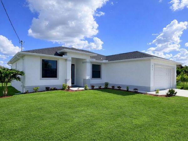 211 NW 25th Avenue, Cape Coral, FL 33993