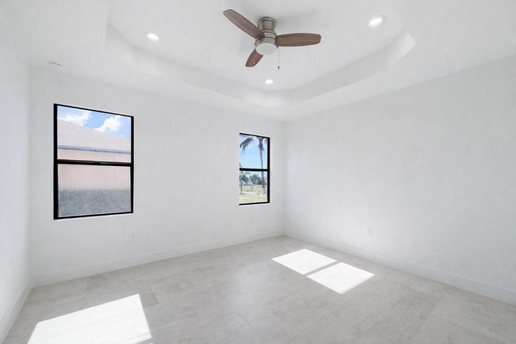 211 NW 25th Avenue, Cape Coral, FL 33993 Photo