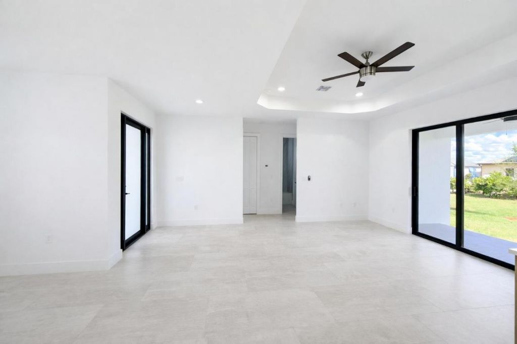 211 NW 25th Avenue, Cape Coral, FL 33993 Photo