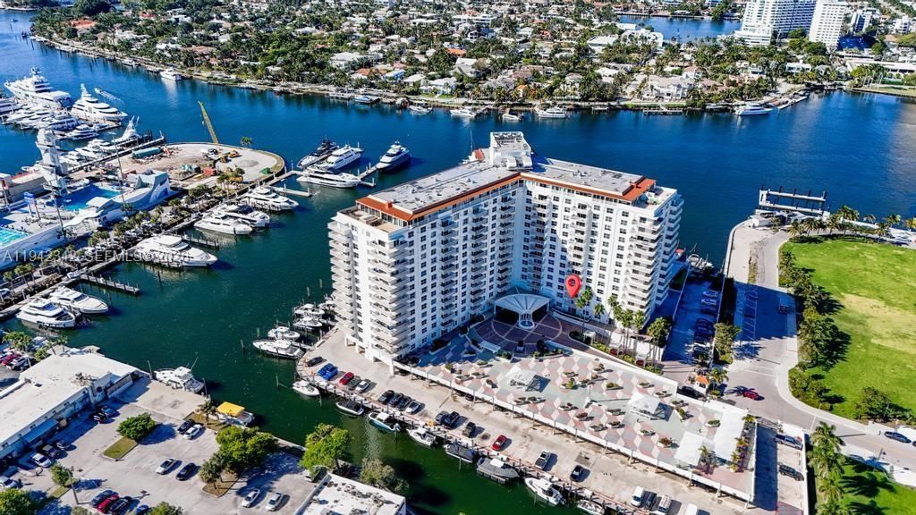 1 Las Olas Circle, Unit 306, Fort Lauderdale, FL 33316 Photo