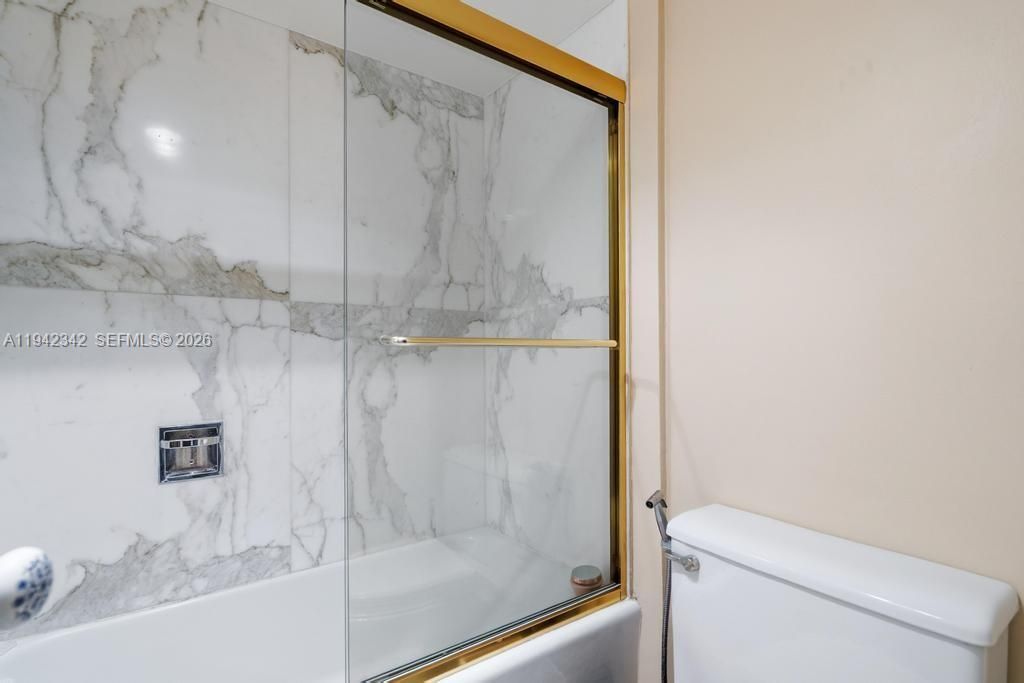 1 Las Olas Circle, Unit 306, Fort Lauderdale, FL 33316 Photo