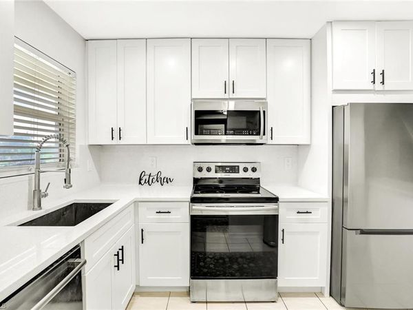 499 Forest Lakes BLVD, Unit 312, NAPLES, FL 34105