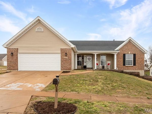 2112 Santiago Drive, Arnold, MO 63010