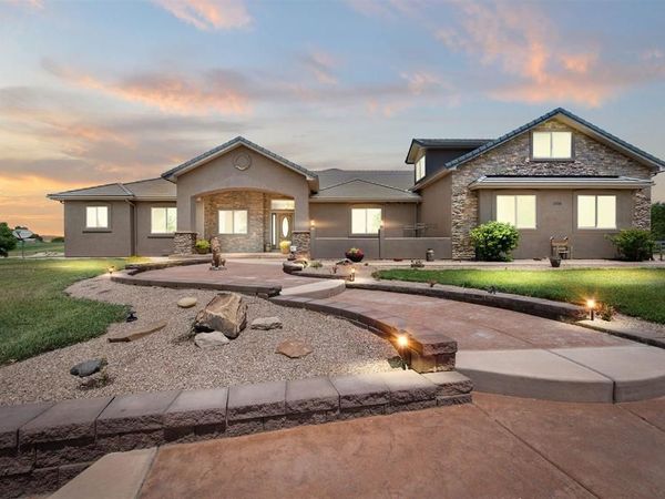 1306 Gold Lake Drive Drive, Loma, CO 81524