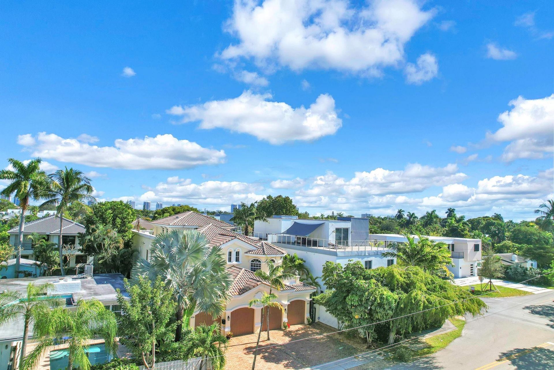 806 NE 16th Avenue, Fort Lauderdale, FL 33304 Photo