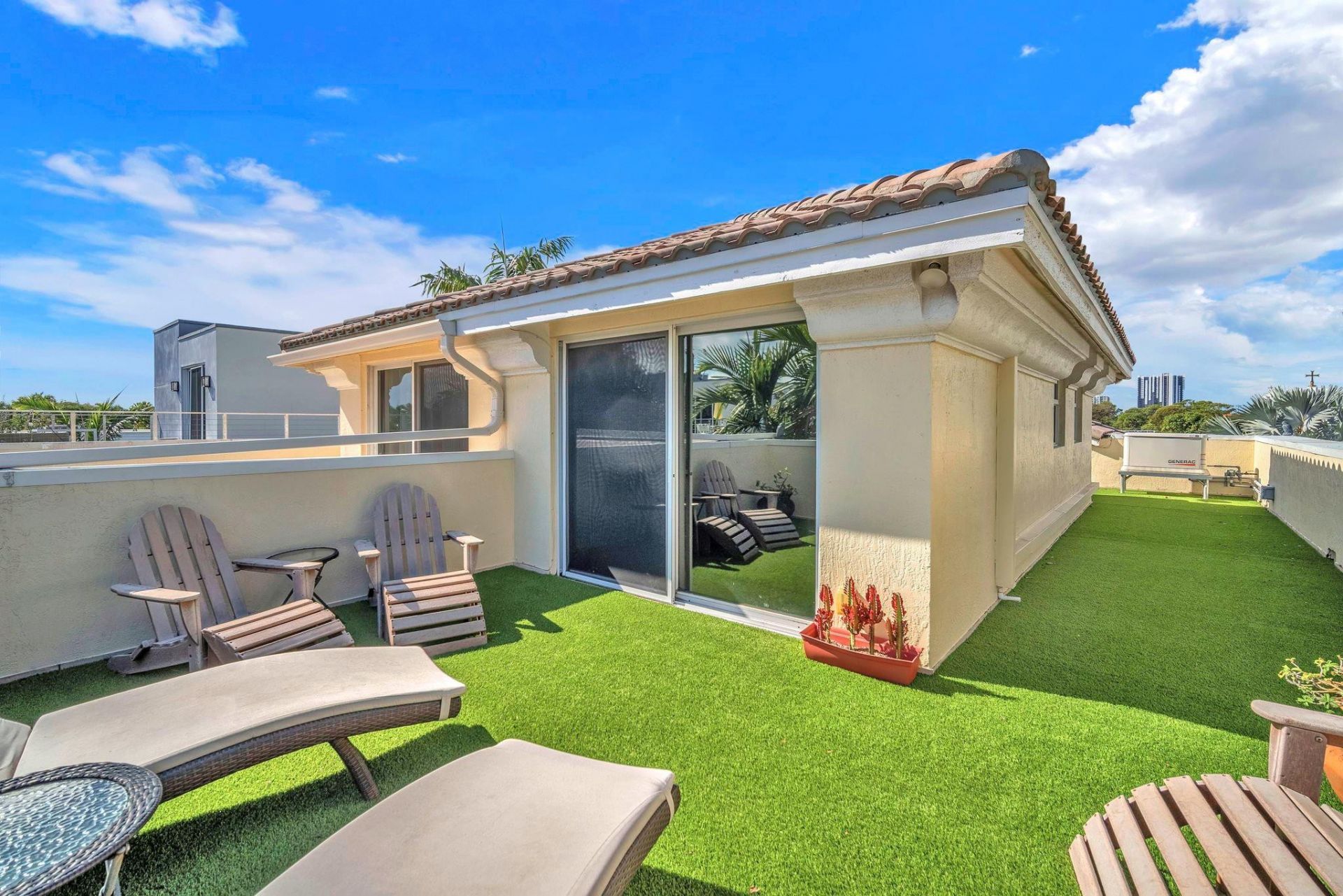 806 NE 16th Avenue, Fort Lauderdale, FL 33304 Photo