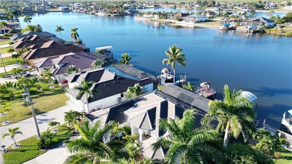 3102 NW 42nd Pl, Cape Coral, FL 33993 Photo