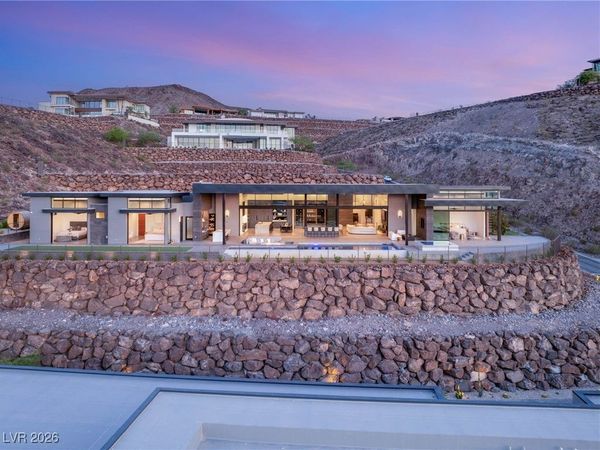 6 Hidden Heights Court , Henderson, NV 89012