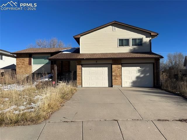6855 Blue River Way, Colorado Springs, CO 80911 Main Photo