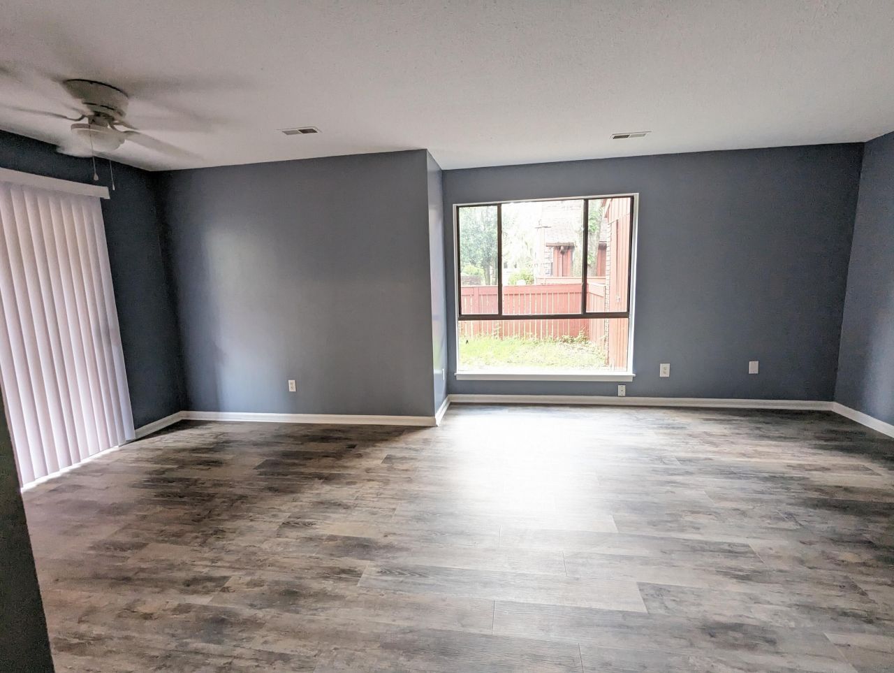 4370 Great Oak Drive Photo 4