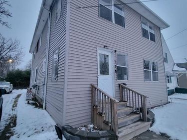 738 W Atherton Road, Flint, MI 48507