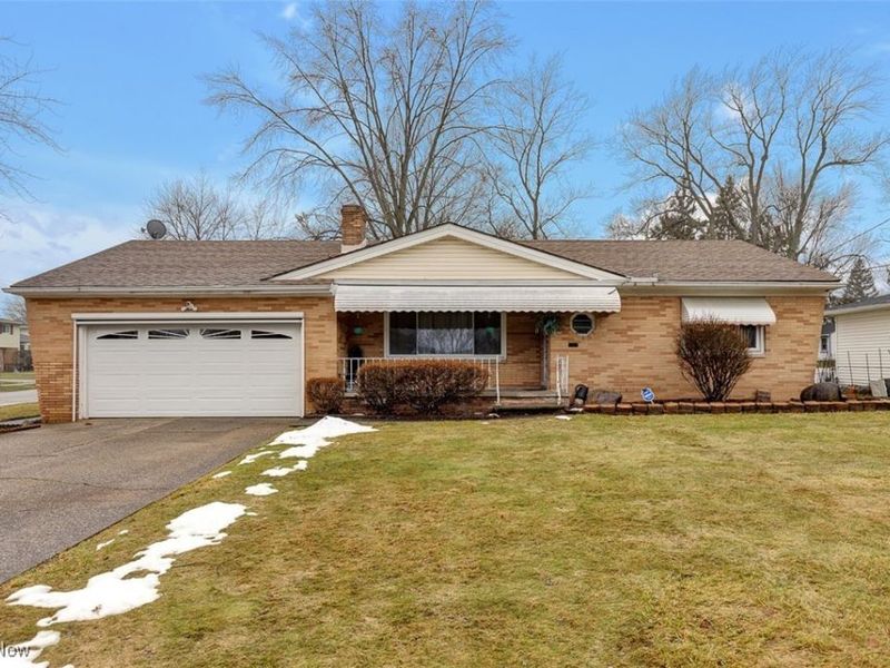 5424 Fairtree Road, Bedford Heights, OH 44146 Photo 1