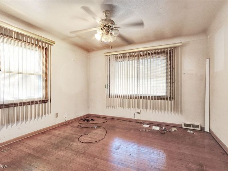 5424 Fairtree Road, Bedford Heights, OH 44146 Photo 13