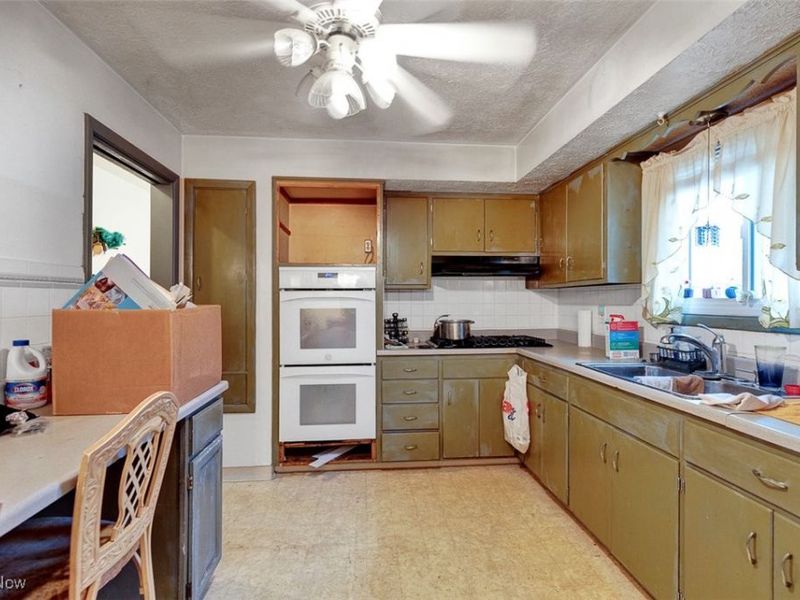 5424 Fairtree Road, Bedford Heights, OH 44146 Photo 8