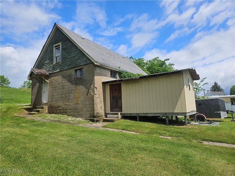 119 S Green Street, Richmond, OH 43944 Photo 4