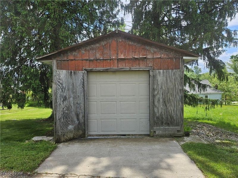 119 S Green Street, Richmond, OH 43944 Photo 5